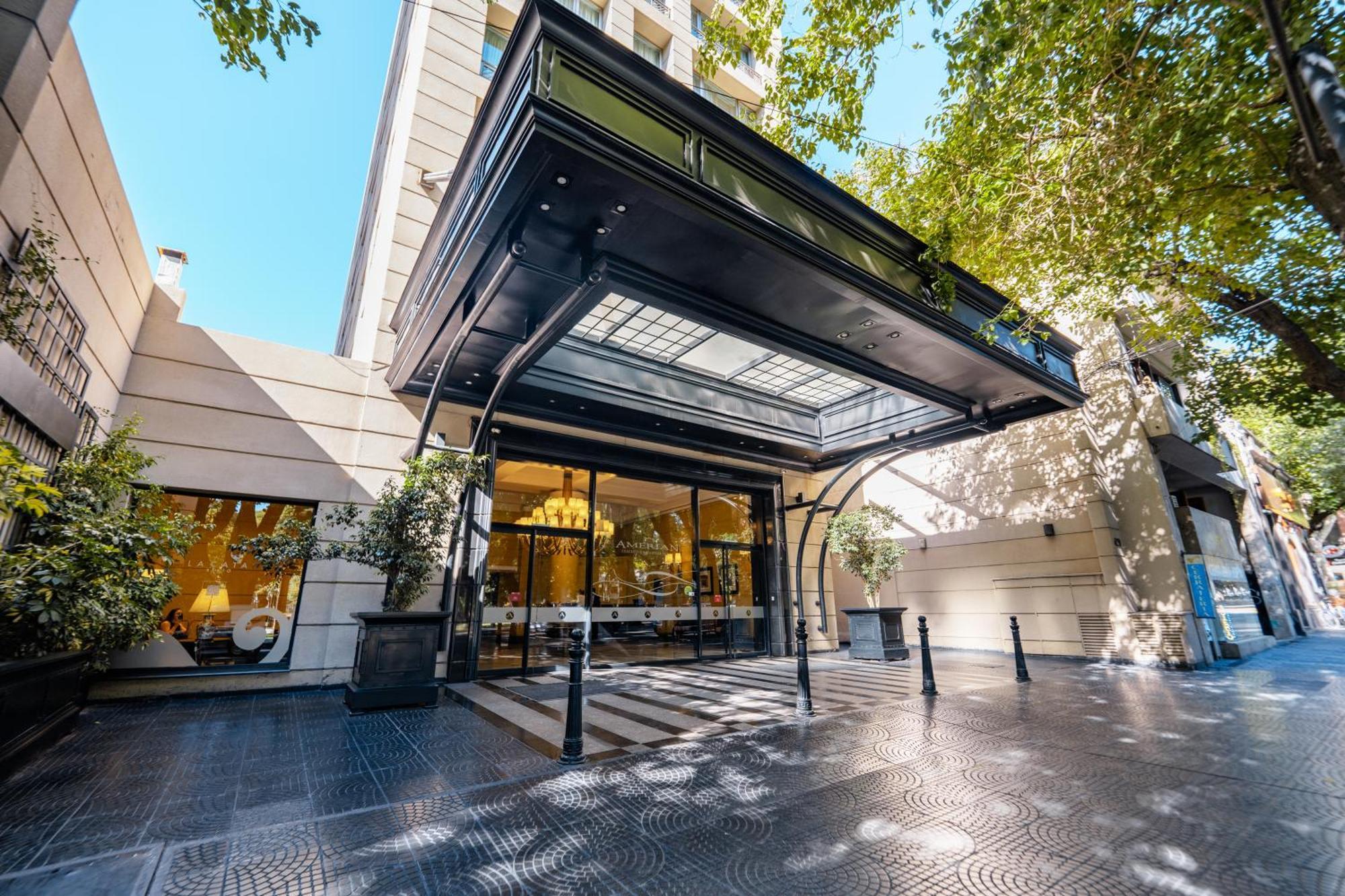 Amerian Executive Mendoza Hotel エクステリア 写真