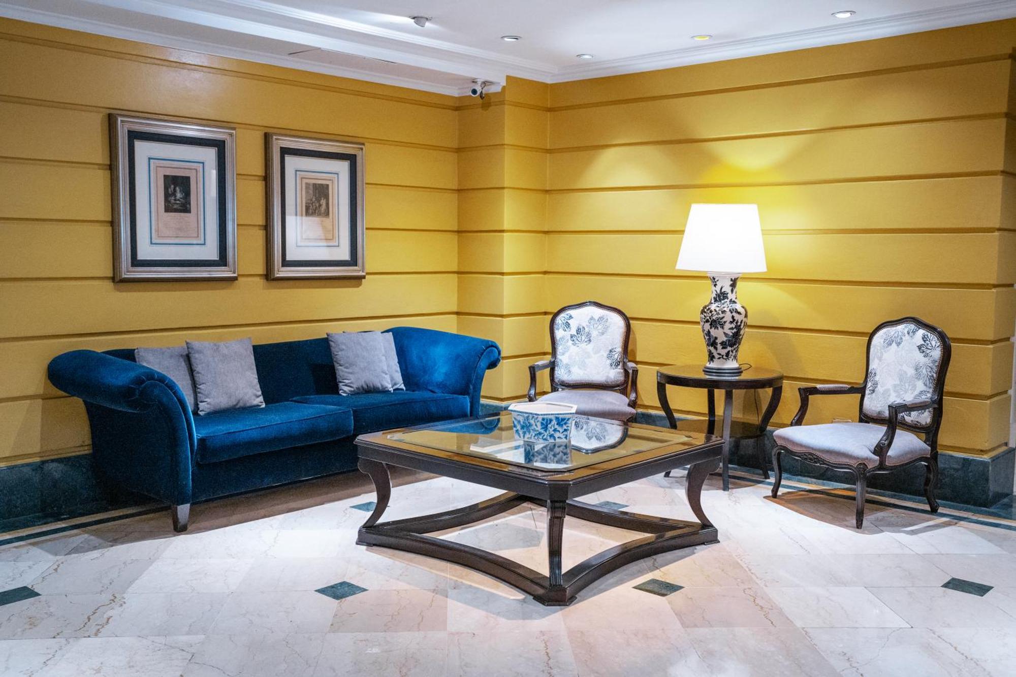 Amerian Executive Mendoza Hotel エクステリア 写真