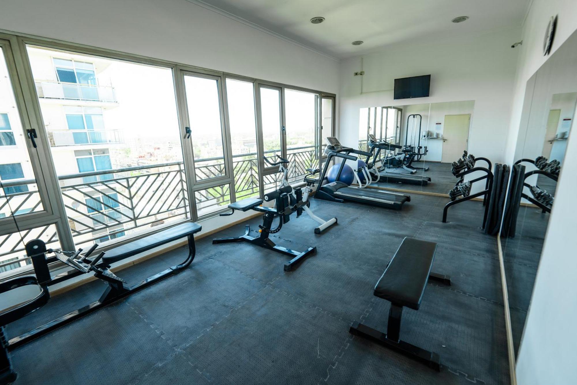 Amerian Executive Mendoza Hotel エクステリア 写真